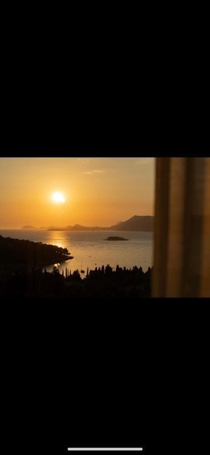 Stunning 2 Bedroom Huoneisto Cavtat