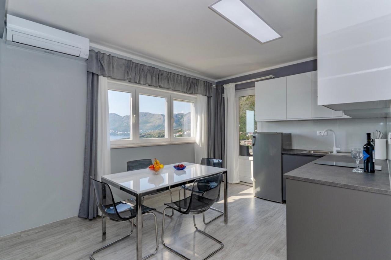 Stunning 2 Bedroom Huoneisto